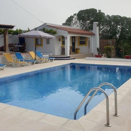 Вилла Sondela Self Catering Сан-Мартинью-ду-Порту Экстерьер фото
