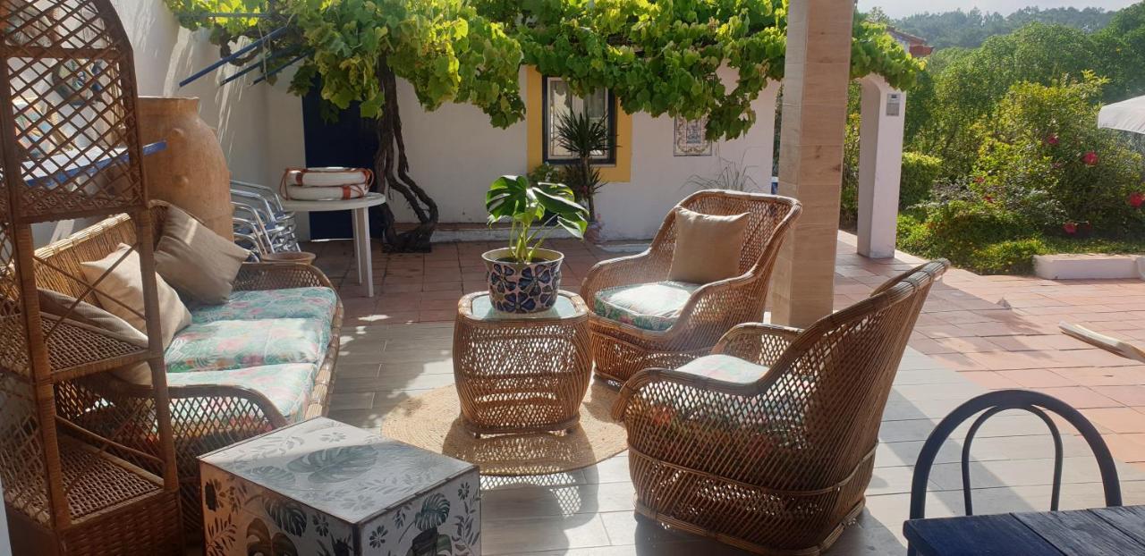 Вилла Sondela Self Catering Сан-Мартинью-ду-Порту Экстерьер фото