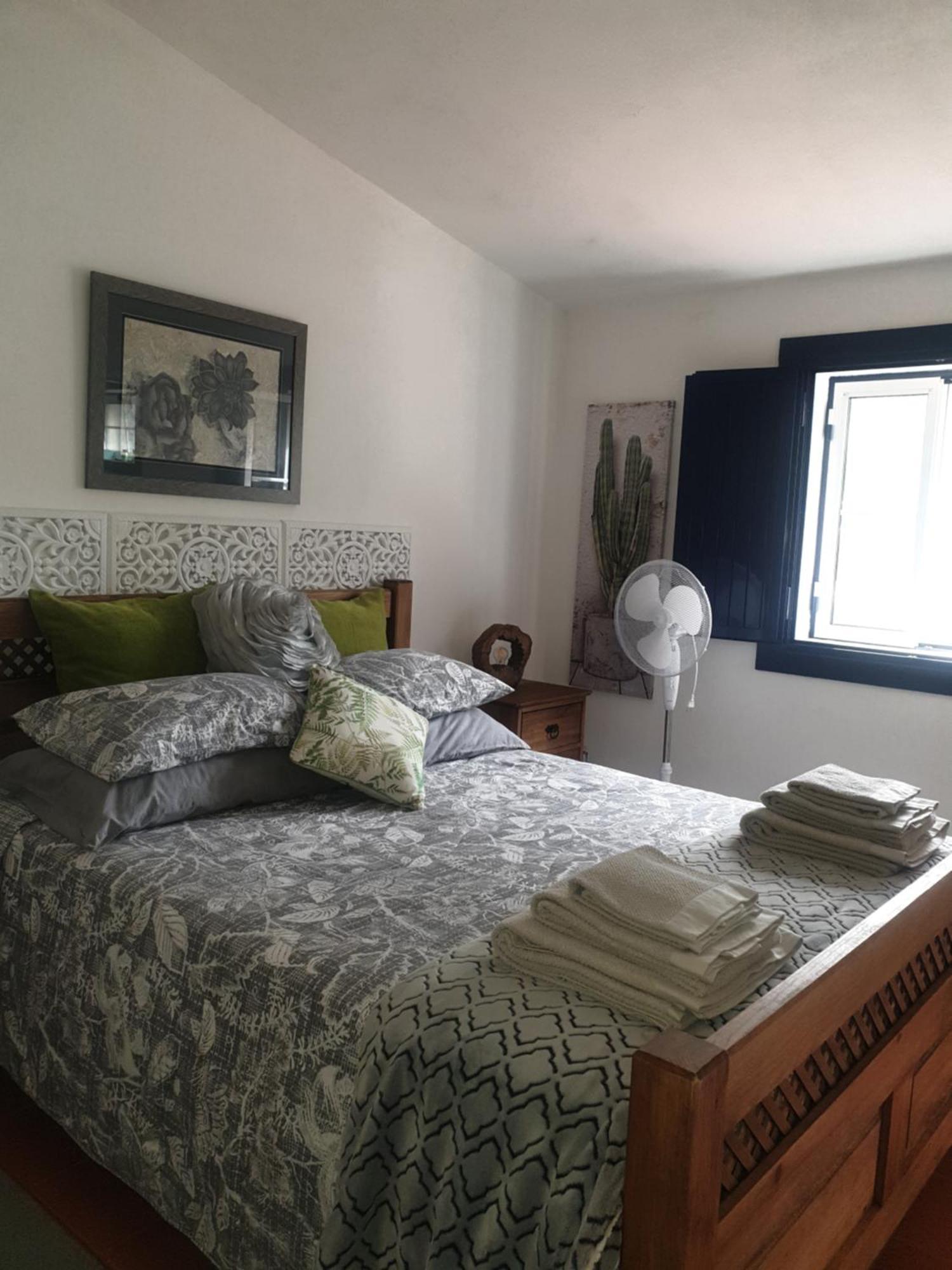 Вилла Sondela Self Catering Сан-Мартинью-ду-Порту Экстерьер фото