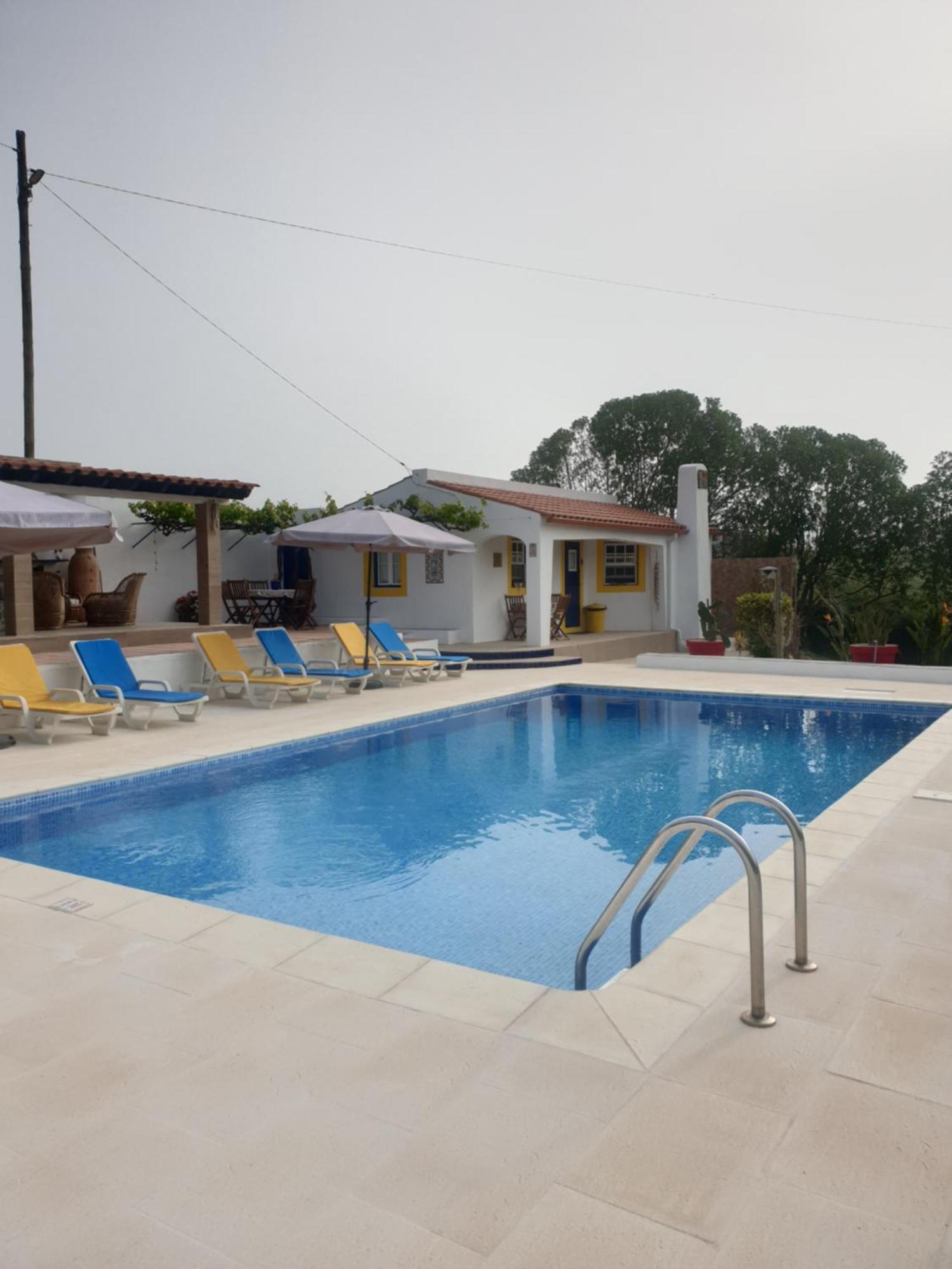 Вилла Sondela Self Catering Сан-Мартинью-ду-Порту Экстерьер фото