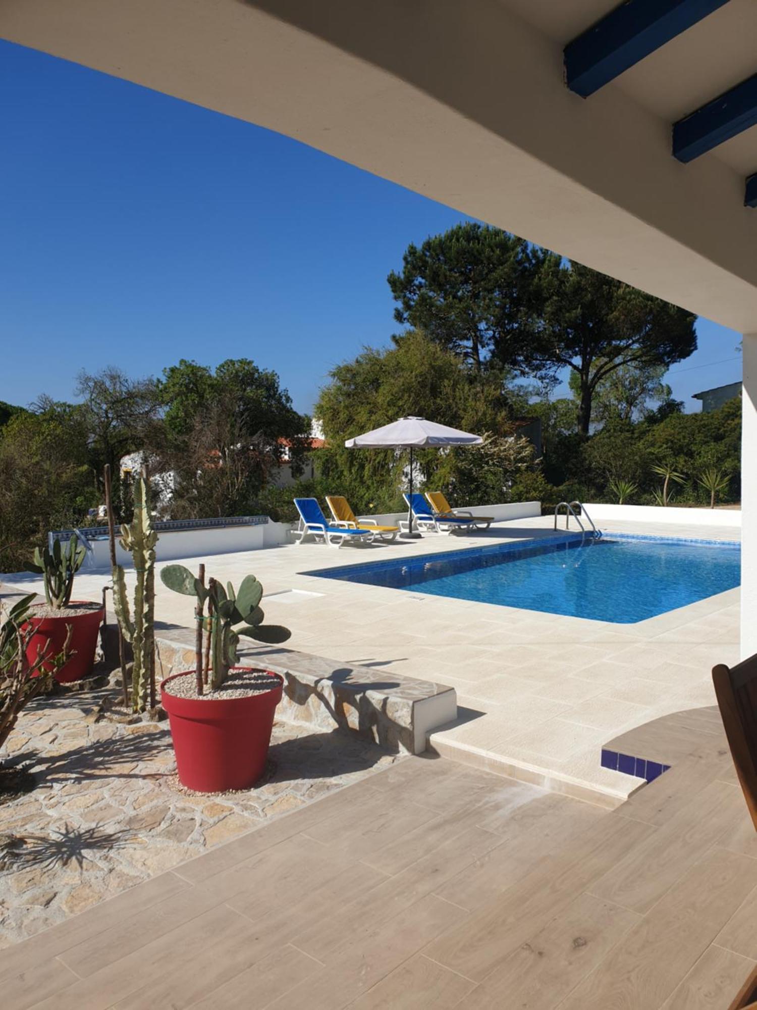Вилла Sondela Self Catering Сан-Мартинью-ду-Порту Экстерьер фото