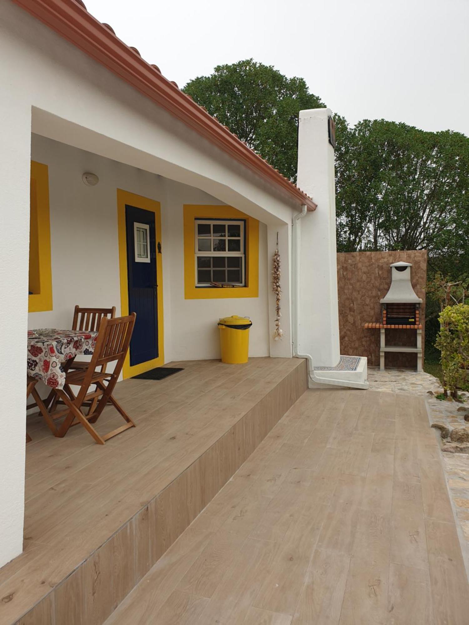 Вилла Sondela Self Catering Сан-Мартинью-ду-Порту Экстерьер фото